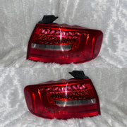 8KD945095A & 8KD945096A Audi A4 B8 PA (2012-2014) Tail Light Assembly Premium Replacement