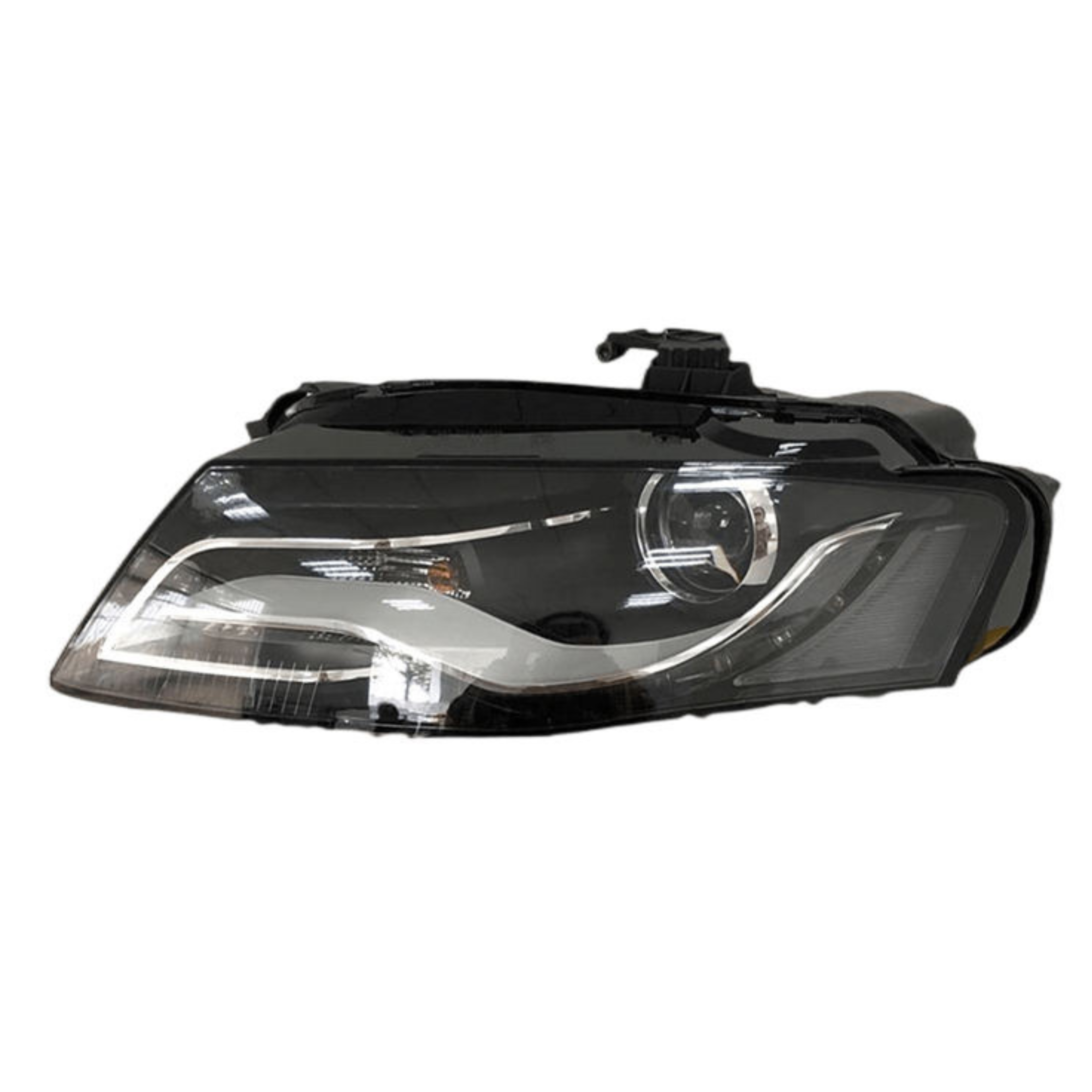 8KD941029AQ & 8KD941030AQ Audi A4 B8 (2008-2012) Headlight – OEM Fit Replacement