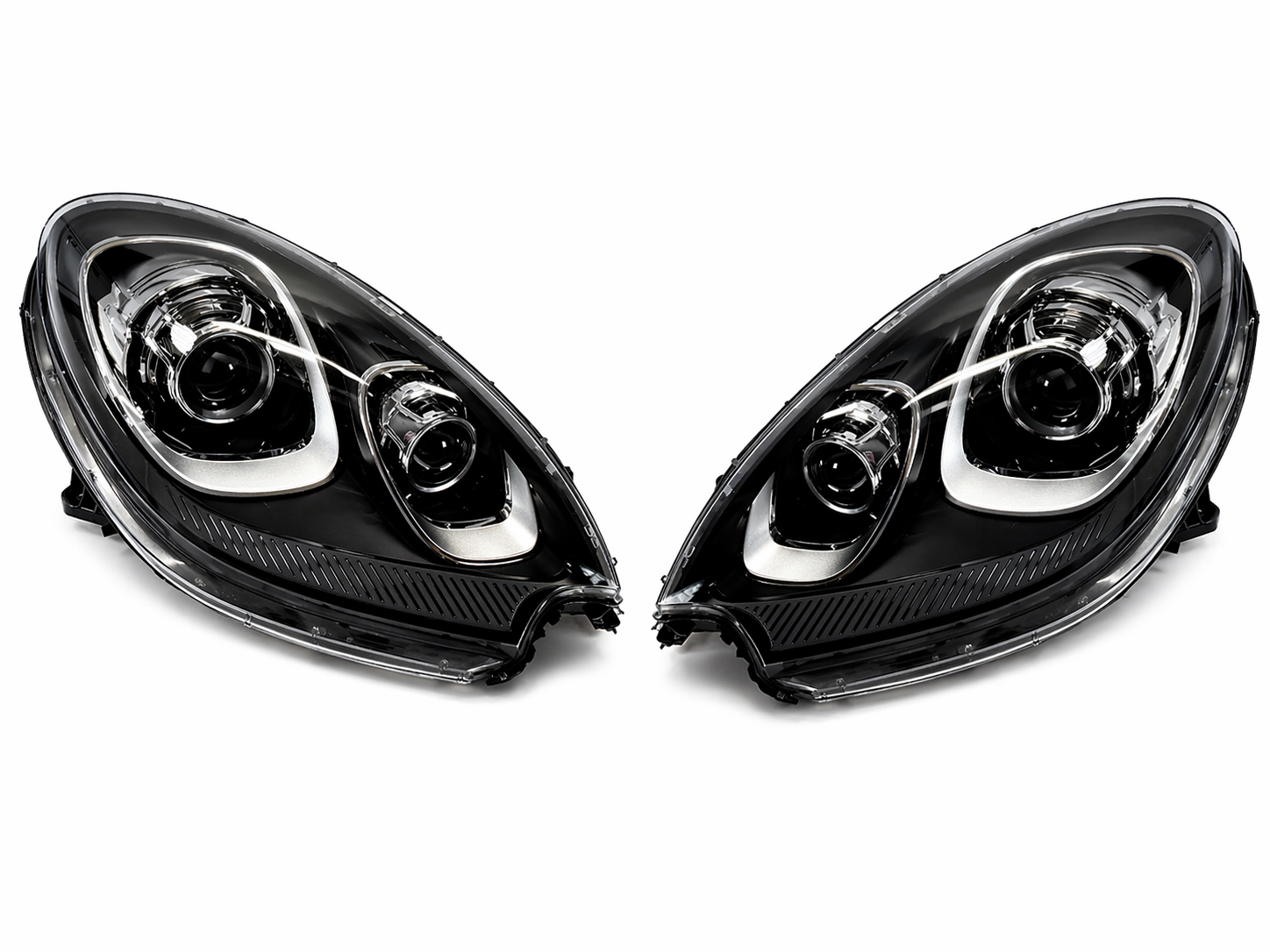 95B941032 & 95B941031 Porsche Macan (2015-2018) Headlight Assembly Premium Replacement