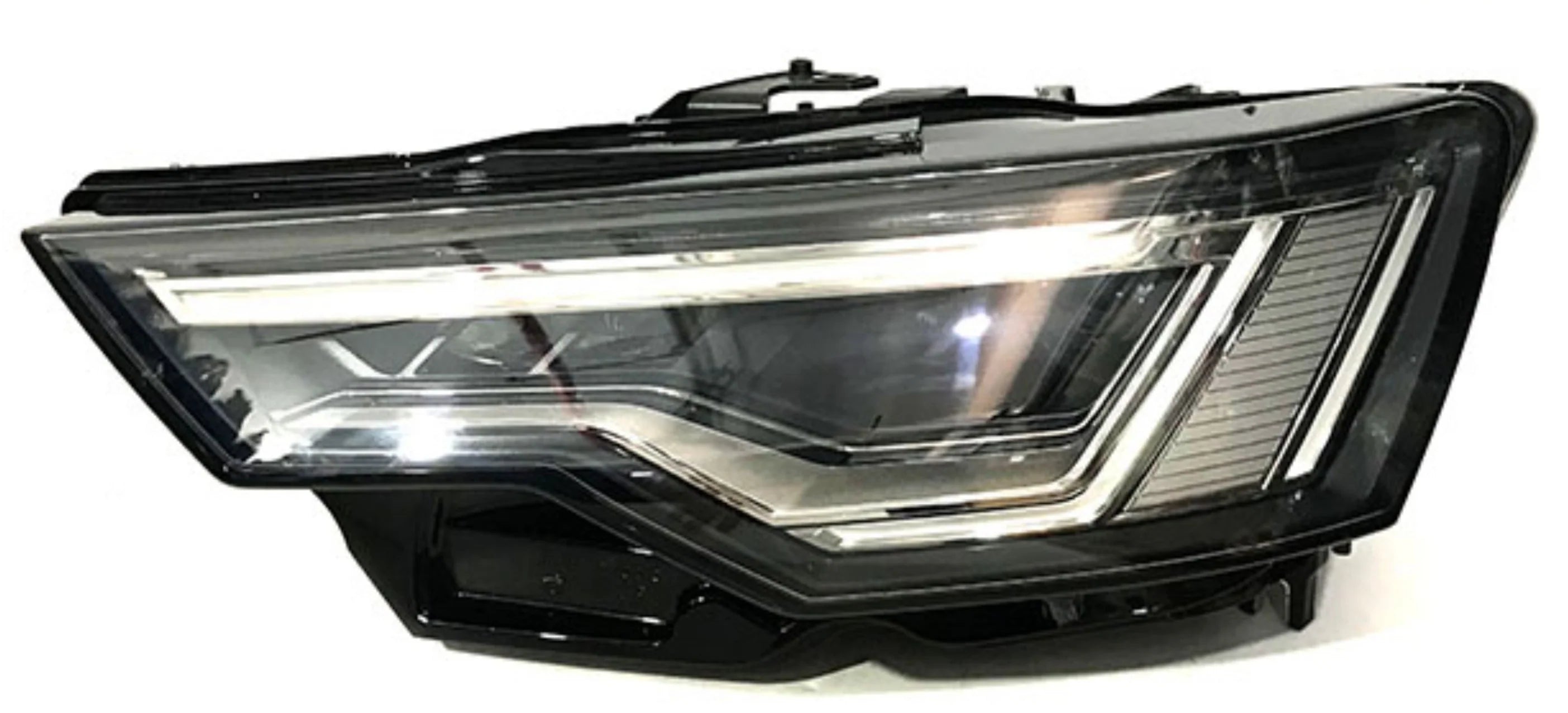4K0941039C & 4K0941040C Audi A6 C8 (2019-2025) Headlight – OEM Fit Replacement